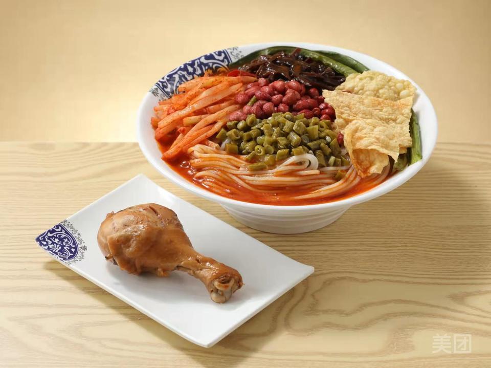 鸡腿螺蛳粉图片