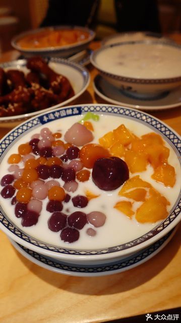 首页>广州市>餐饮服务>甜品店>赵记传承(广州天河jc广场店)冰冰姜撞奶