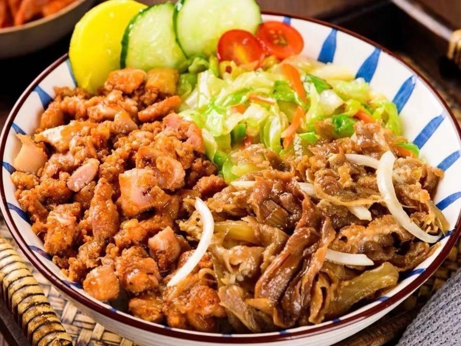 日式烤肉牛丼飯圖片