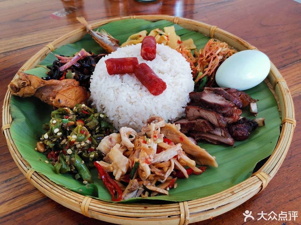 爱华美味手抓饭(阔时路店)