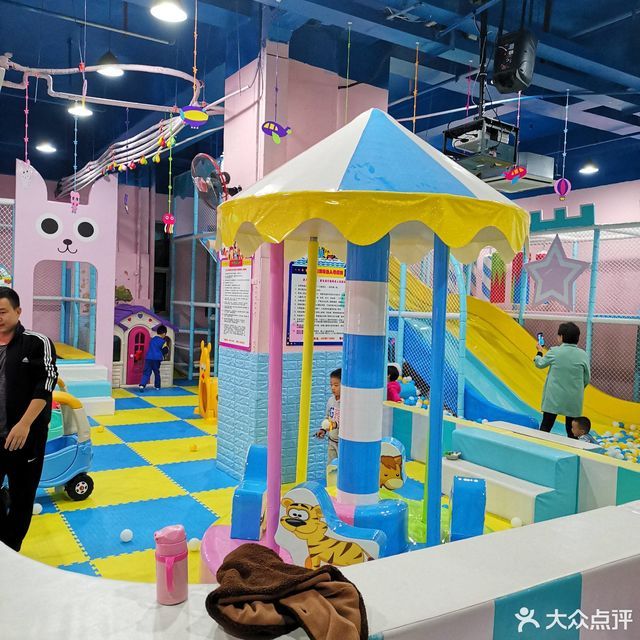 嘻哈乐儿童主题乐园