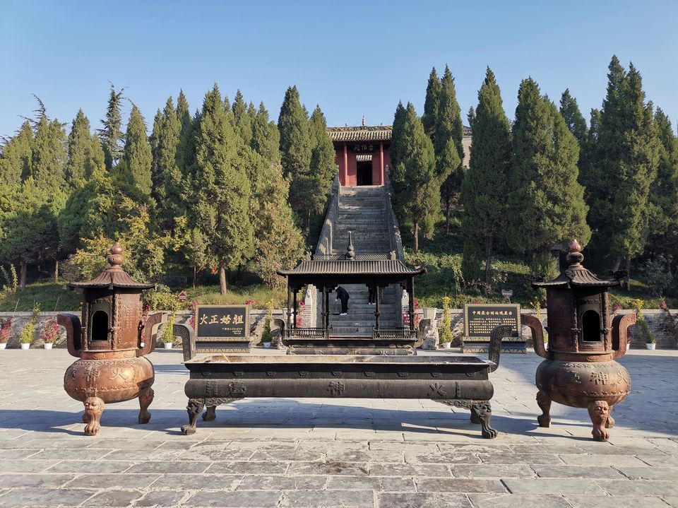 商祖祠位于商丘市睢阳区华商大道西段推荐菜:分类:风景名胜;scenic