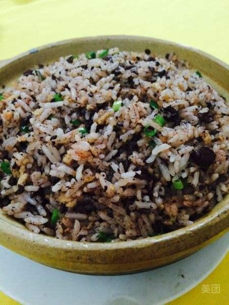 驴血肉松焗饭图片