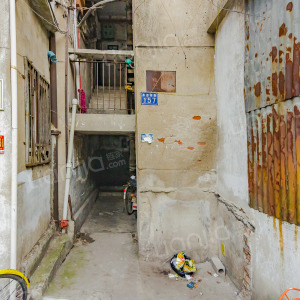 怎么去,怎么走,在哪,在哪里,在哪儿):武汉市江岸区建设新村路黑泥湖