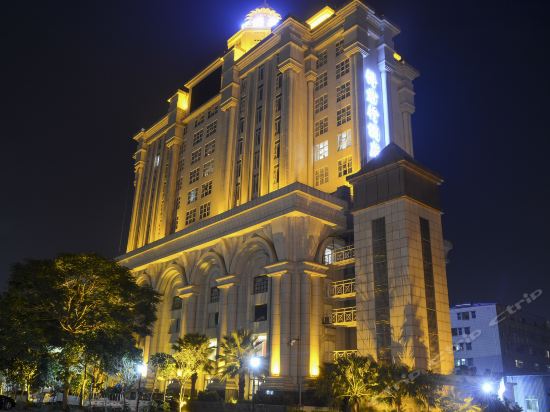 东莞市 住宿服务 酒店 > 维也纳国际酒店(广东凤岗汽车站店)