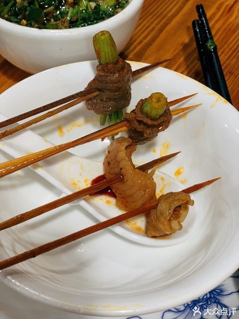 串串推荐菜:唐记煌串串香位于佛山市顺德区高坎路5号