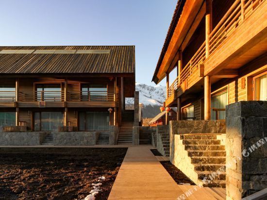 布尔津禾木桃源民宿