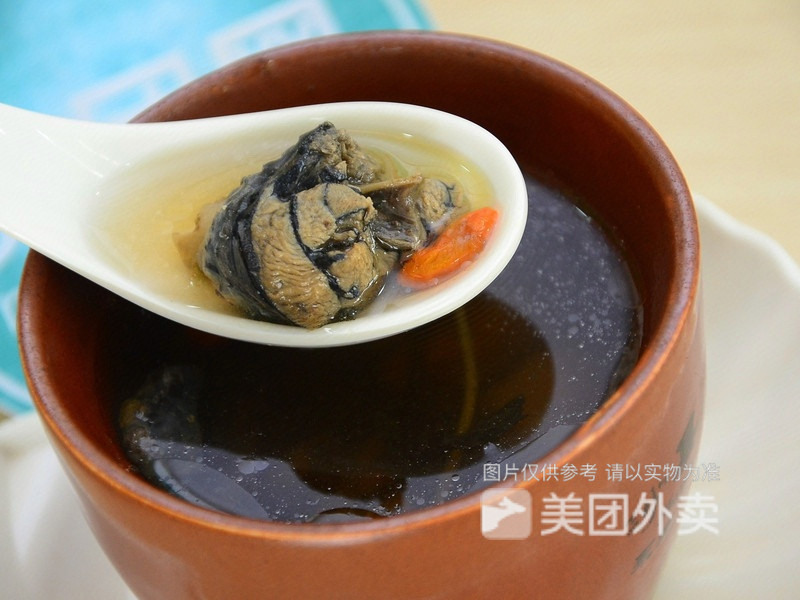红枣乌鸡汤图片