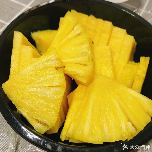 台湾凤梨现切图片