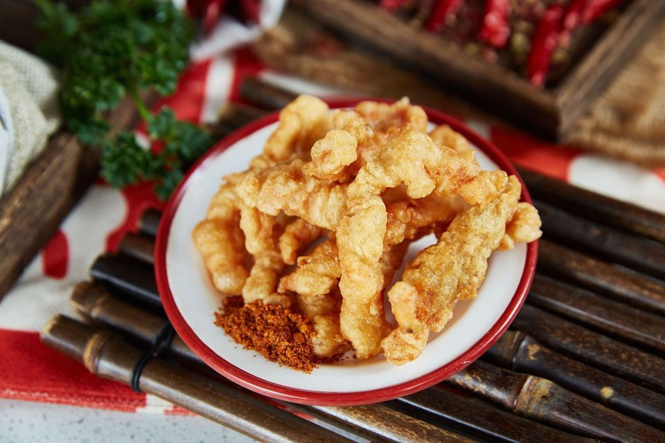 现炸小酥肉图片