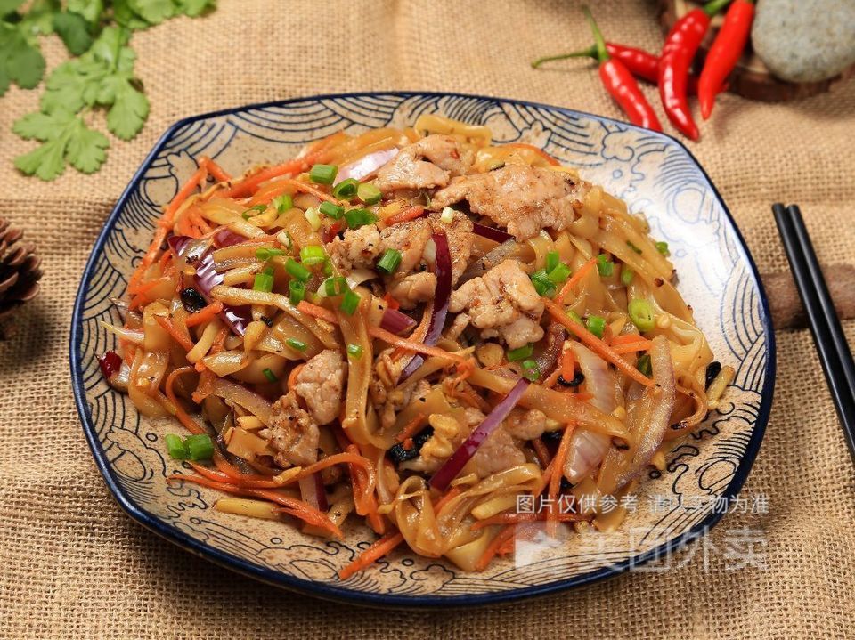 老友猪肉炒粉图片