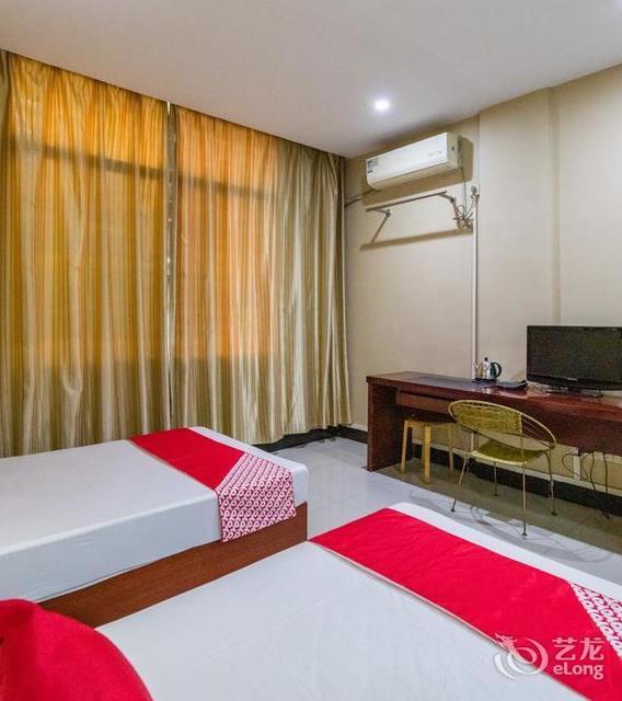 华鑫商务宾馆(广场南路店)