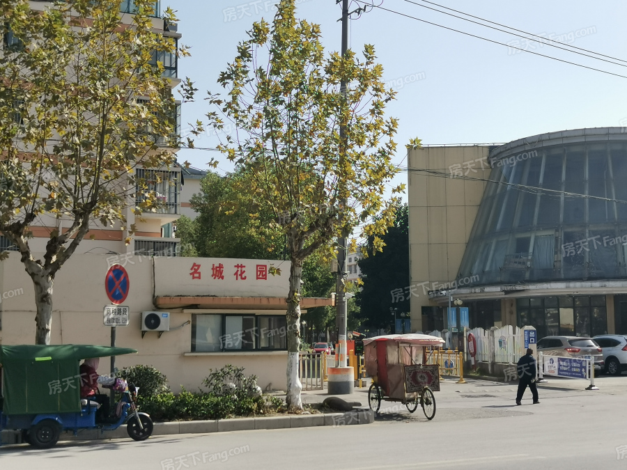 怎么去,怎么走,在哪,在哪里,在哪儿:苏州市昆山市花园路与江浦路交界