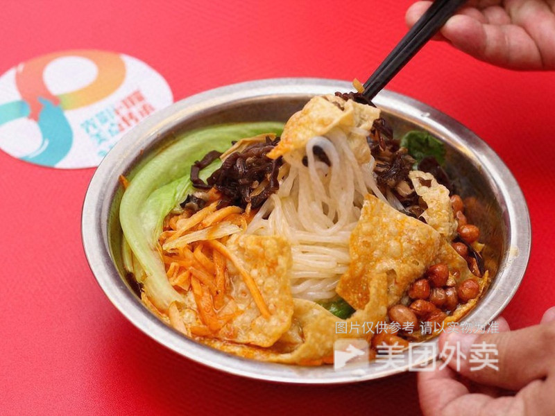 杂锦螺蛳粉图片