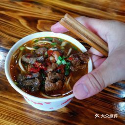 荆楚人家快餐(荆州站店)