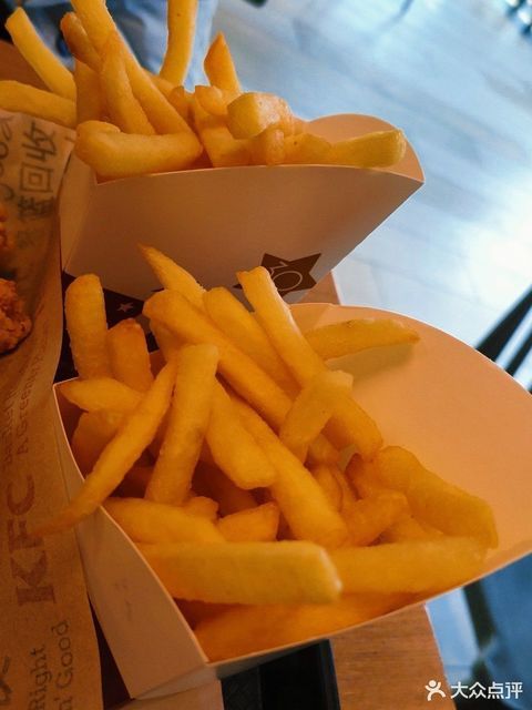 肯德基(银隆百货店)