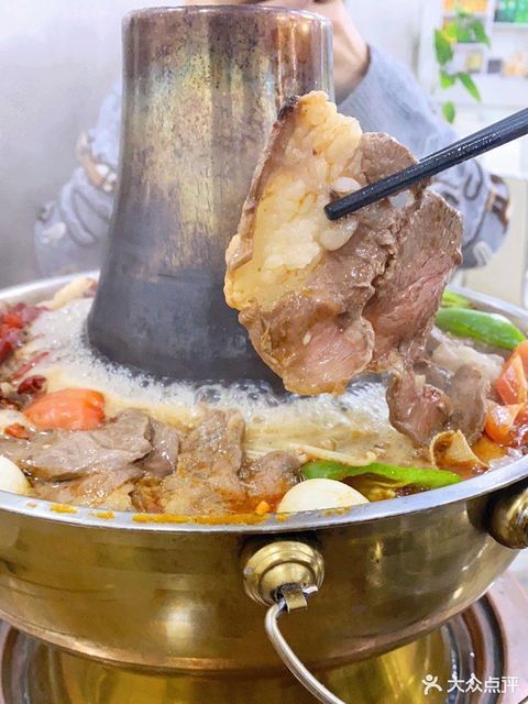 品宴特色小炒炕锅羊肉