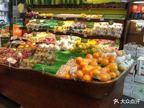 商铺;综合市场;水果生鲜;果品市场;购物;水果店电话:星级:评论数:20