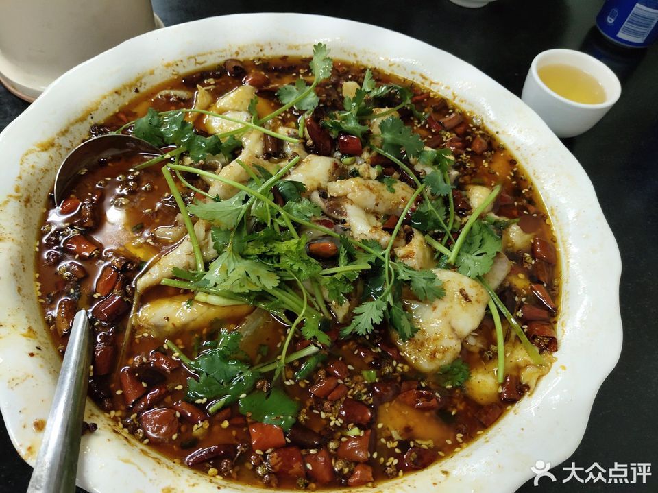 好巴食菜馆位于深圳市龙岗区普强小区 标签:餐馆中餐餐饮川菜