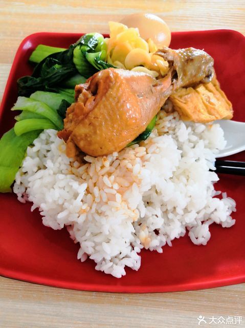 沙县小吃(食尚便当)位于盐城市亭湖区新丰东小区推荐菜:蛋炒饭大肉饭