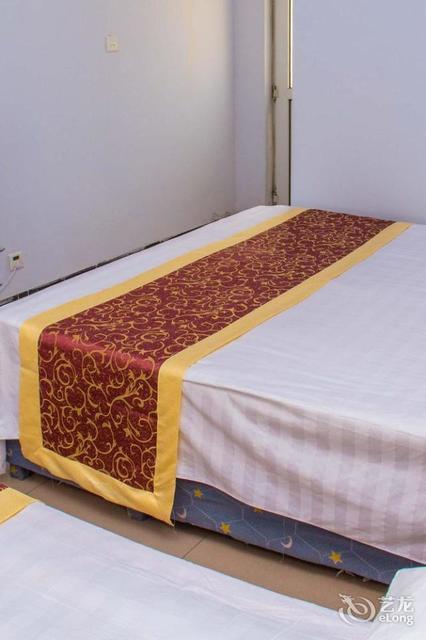 佰聚园海景宾馆位于唐山市乐亭县海滨路浅水湾浴场内推荐菜:分类:住宿