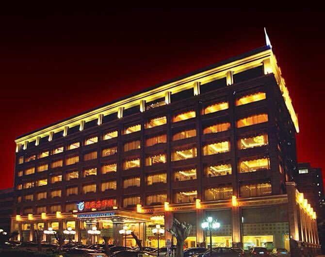 怎么走,在哪,在哪里,在哪儿):珠海市香洲区吉大情侣中路33号中邦酒店