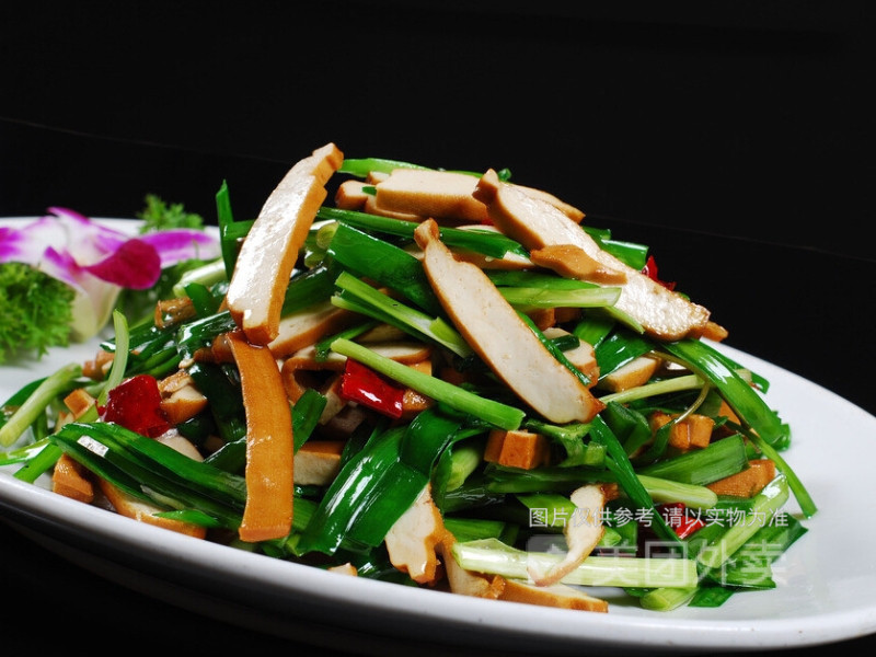 韭菜拌豆干图片
