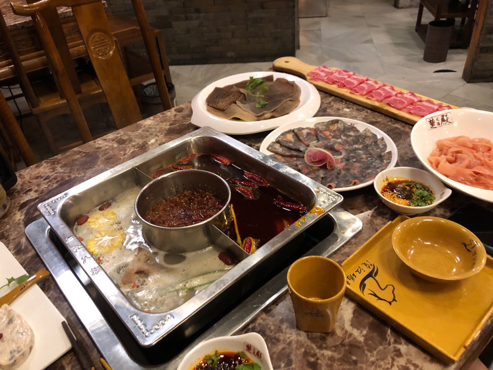 陵江码头楚殿火锅分店
