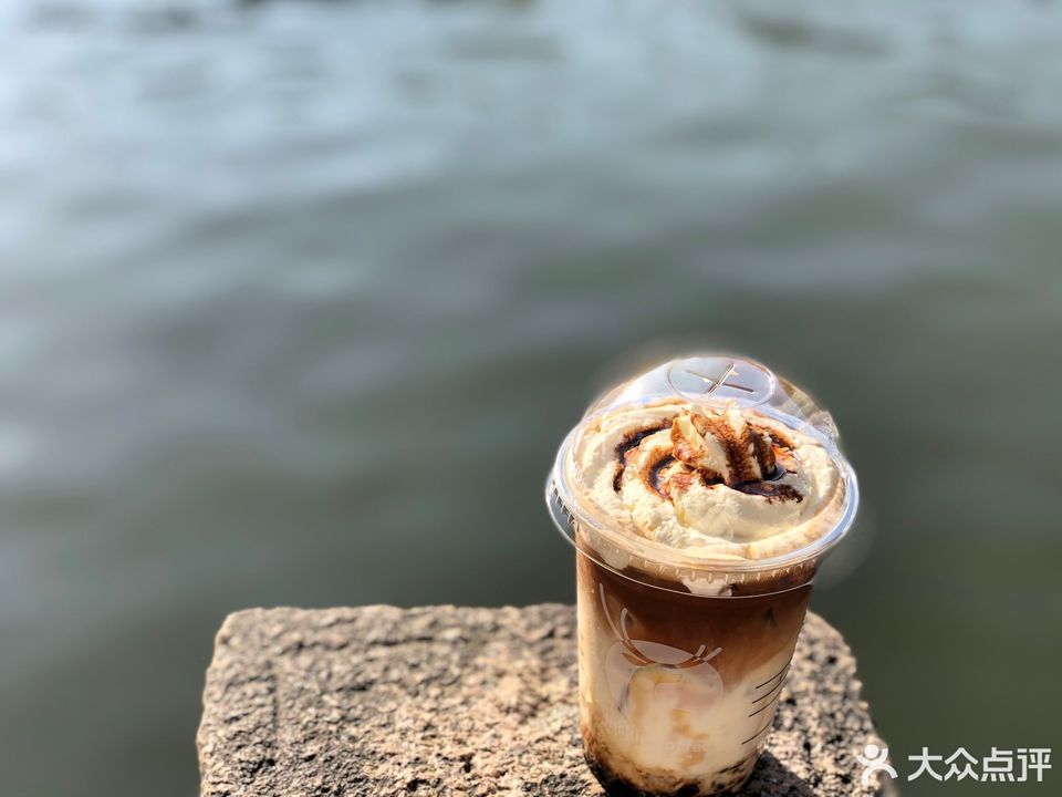 陨石厚乳拿铁图片