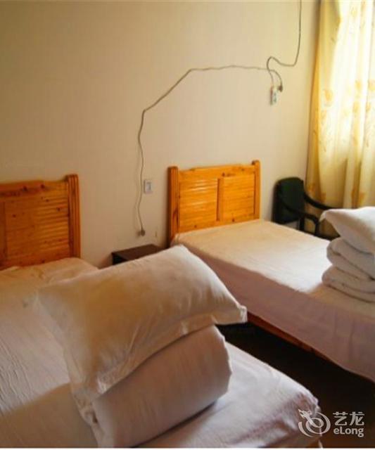 在哪,在哪里,在哪儿):成都市邛崃市天台山镇56-58号天台山天竺苑农家